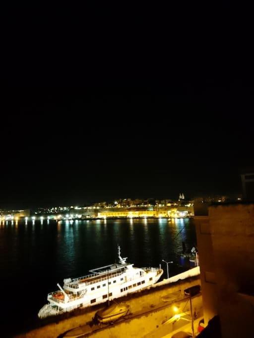 Moco, Modern Comfort In Historic City Of Senglea Villa Buitenkant foto